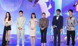 马可最新爆料图片高清壁纸,捕捉瞬间，尽显明星风采