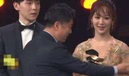 邓伦和杨紫最新爆料,揭秘香蜜沉沉烬如霜幕后故事